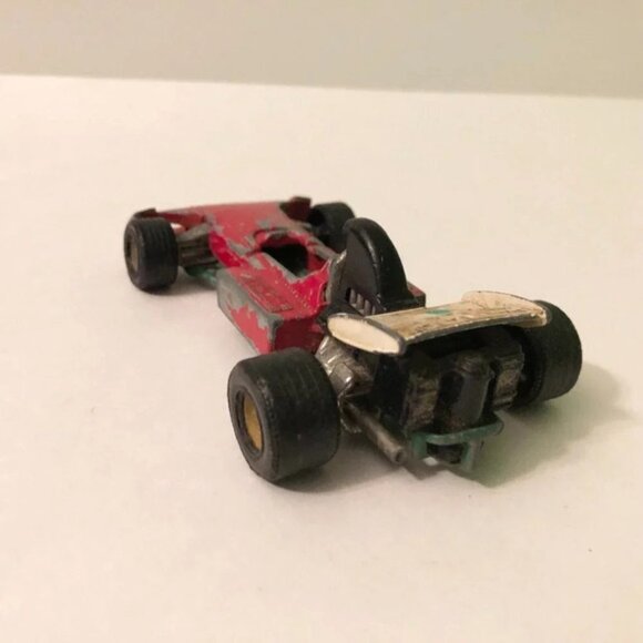 Vintage Corgi Whizzwheels Surtees TS 9B F1 Diecast Race Car Great  Britain - Picture 6 of 7